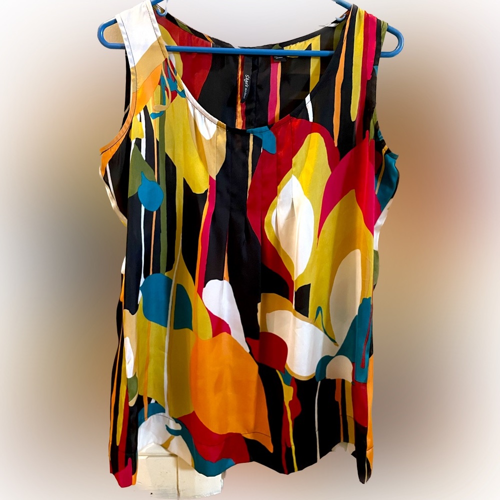 Skye's the limit Sleeveless Lightweight Top Size M